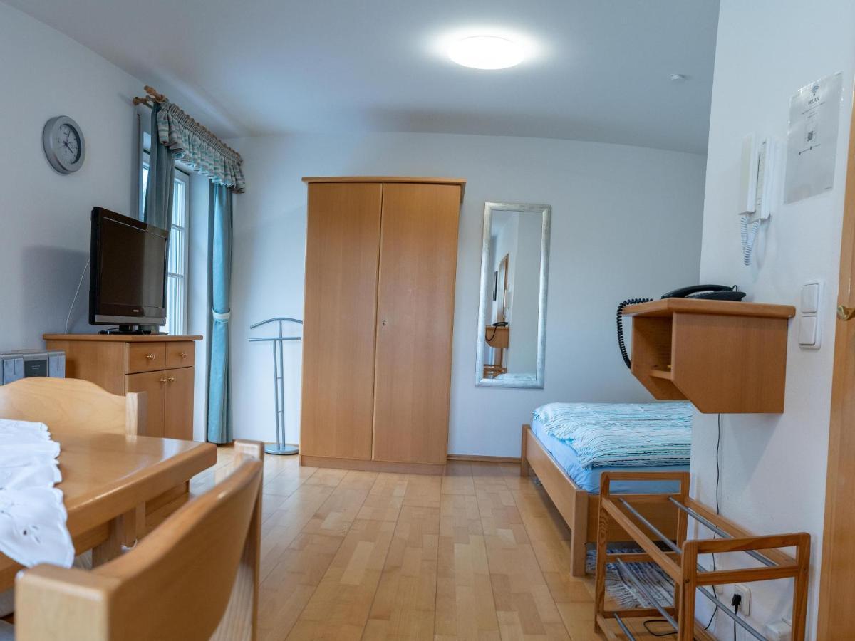 Appartementhof Stadler Pocking  Εξωτερικό φωτογραφία